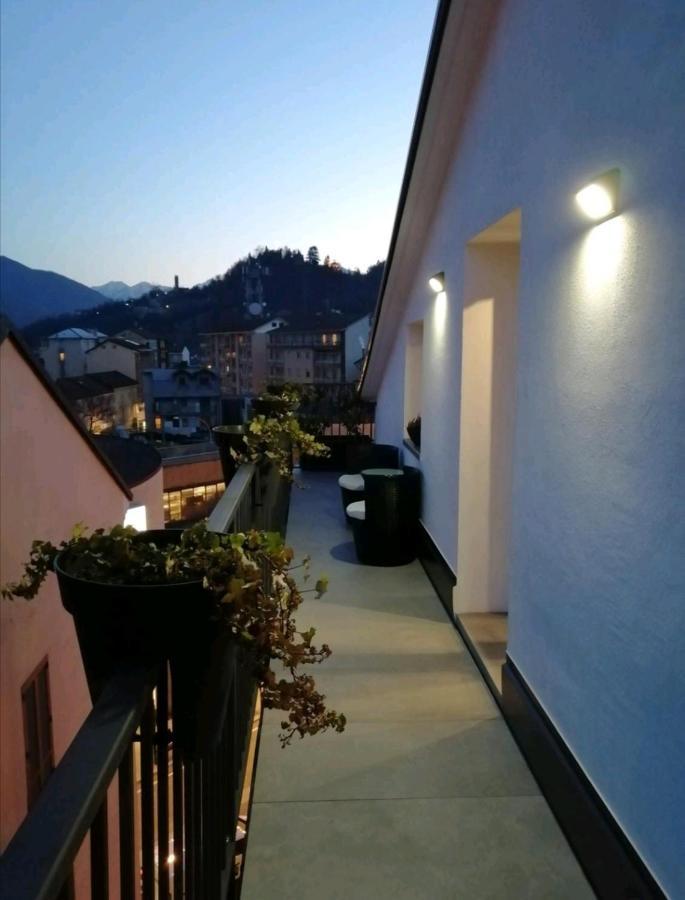 Panoramic Penthouse In The Historical Center Apartment Domodossola Exterior photo