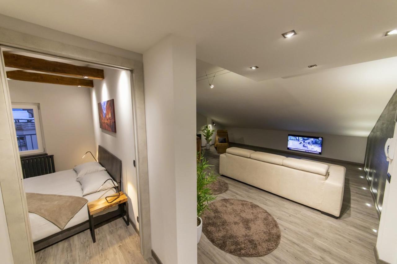Panoramic Penthouse In The Historical Center Apartment Domodossola Exterior photo